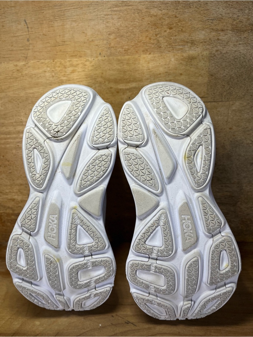 Hoka One One Bondi 8 REFLECTIVE Womens Size 8.5 (B) Running Shoes Sneakers White - Picture 11 of 15